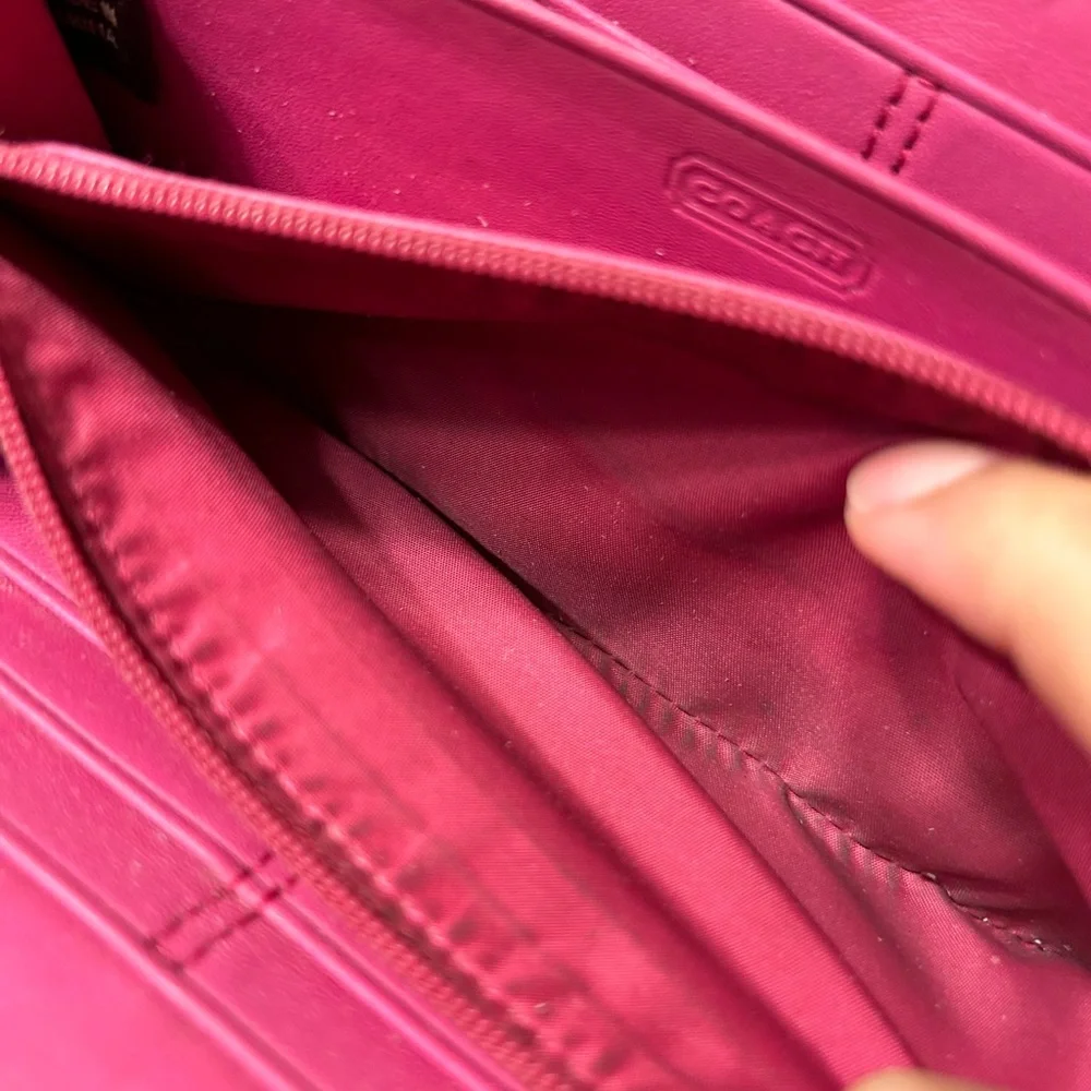 Coach stylish wallets